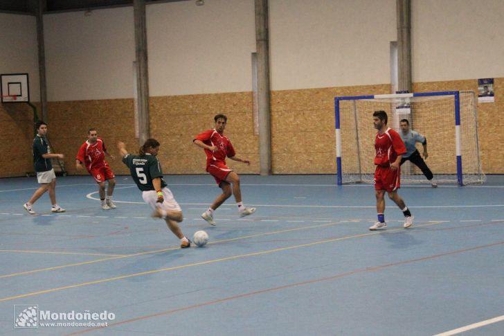 Torneo de fútbol-sala
Jugando la final
