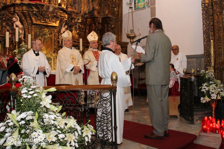Os Remedios 2010
Alcalde de Viveiro durante la ofrenda
