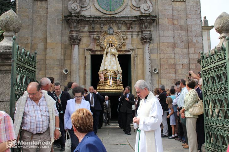 Os Remedios 2011
Saliendo de la misa
